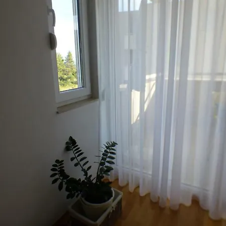 Sunny Lux Makarska